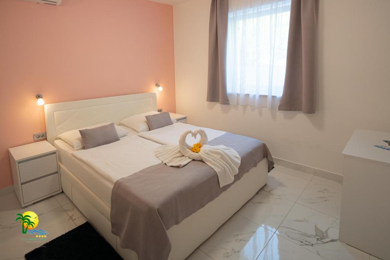 Villa Green Palm Врсар Екстер'єр фото