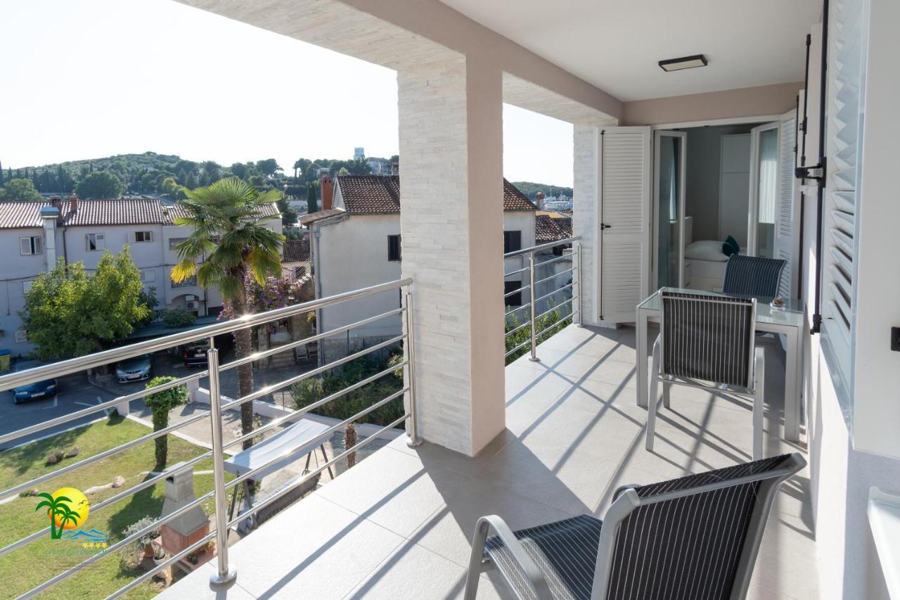 Villa Green Palm Врсар Екстер'єр фото
